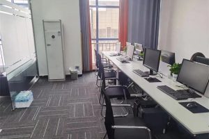 一名90后年赚百万的互联网创业经历！